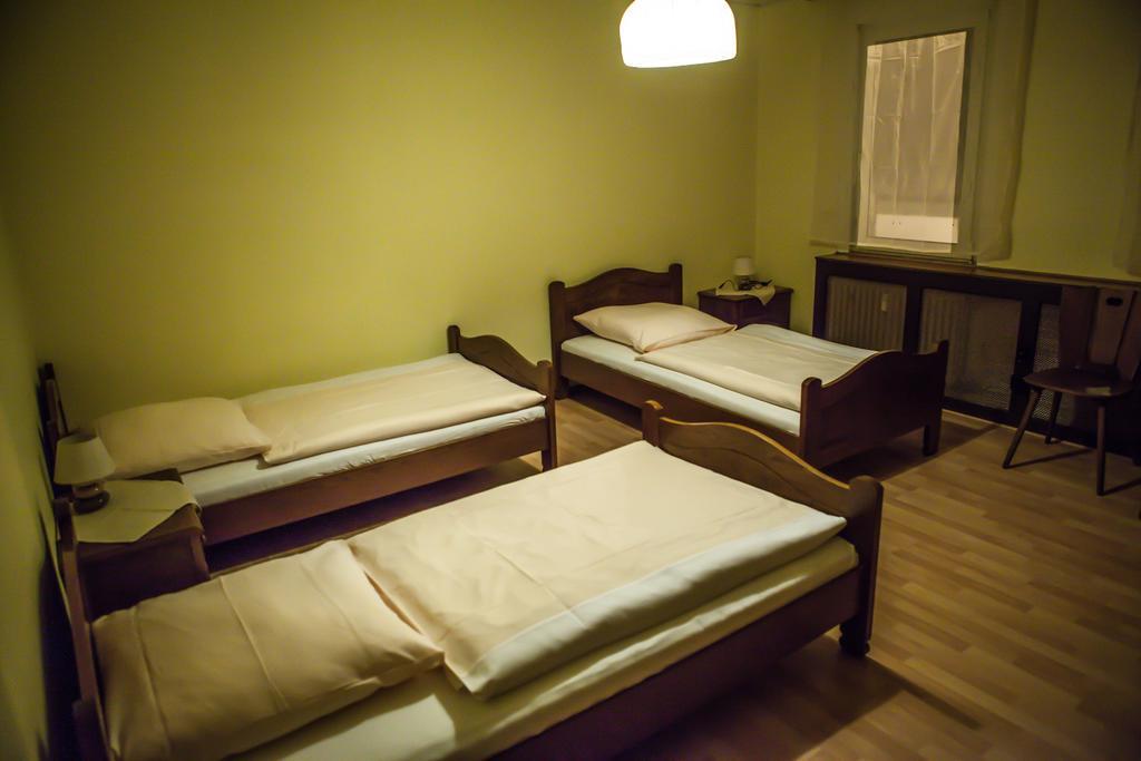 Hessischer Hof Hotel Nauheim Bilik gambar